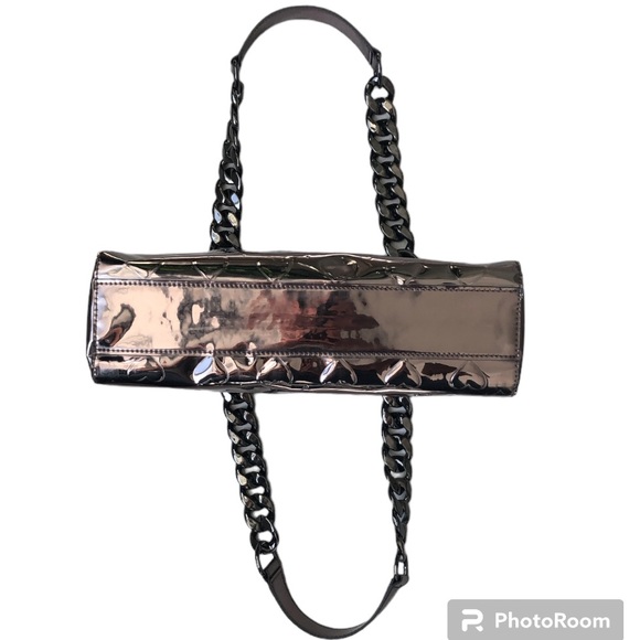 Marc by Marc Jacobs Metallic Tote, with Chain Straps, EUC like new - Picture 7 of 12